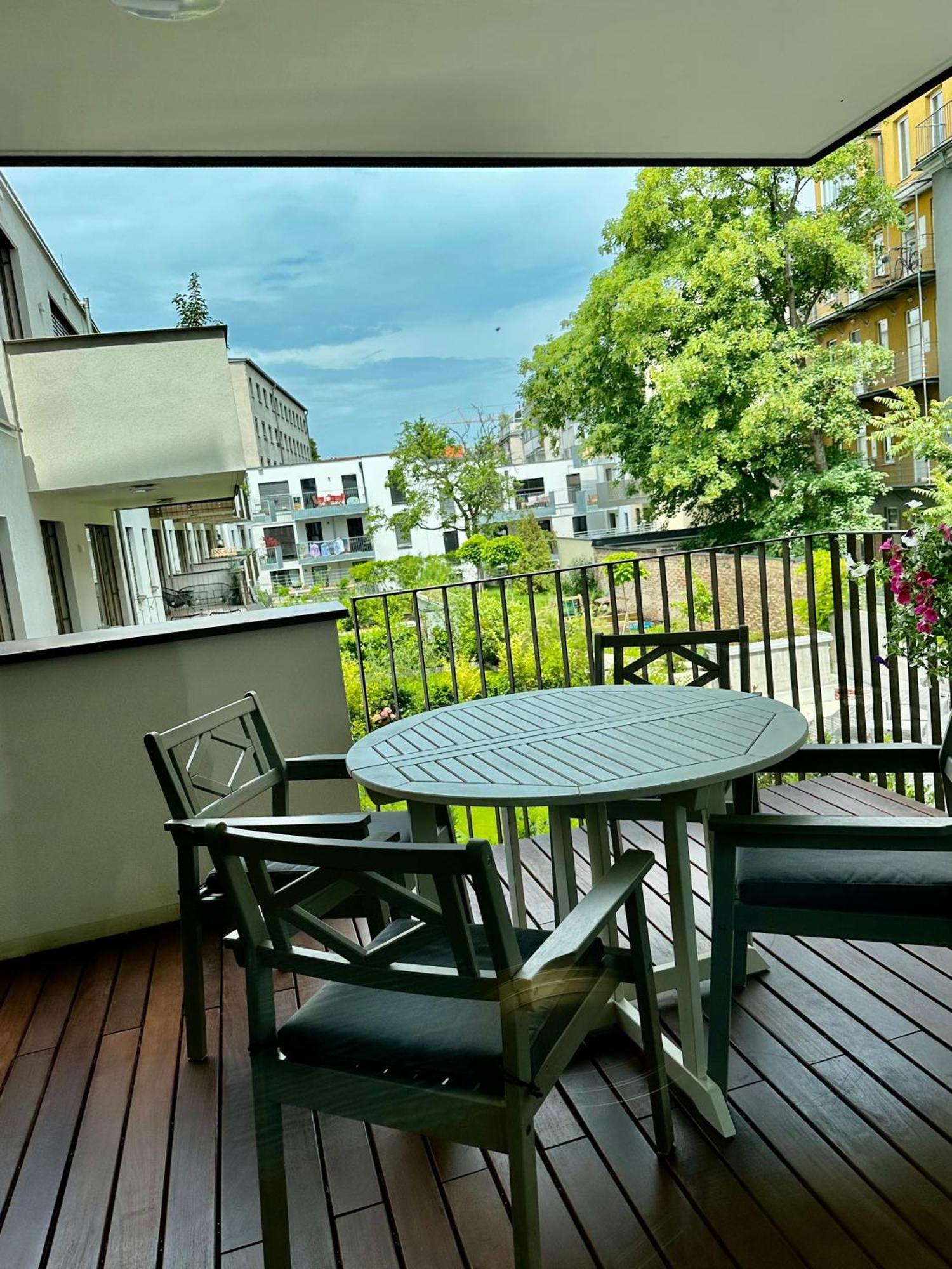 Vienna Sunny Side Up Apartments Exterior photo